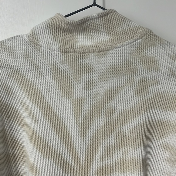 Tie-Dye Sweater - Picture 5 of 6